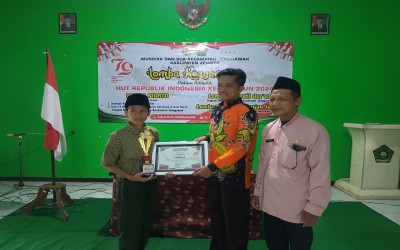 MTs Maftahul Huda Memperoleh Juara 3 Tilawatil Qur'an HUT RI 79 KEC JENGGAWAH